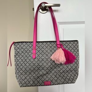 Like New Fossil Purse!!